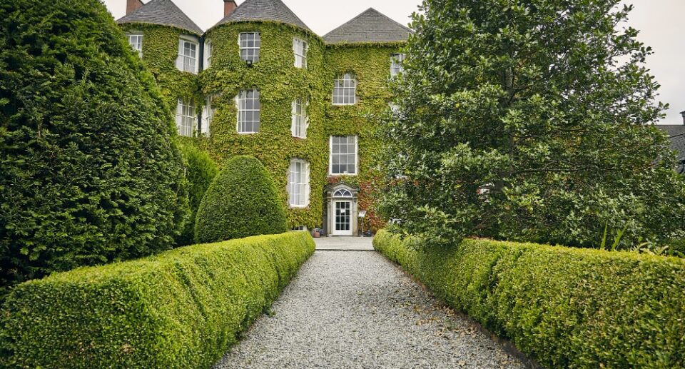 greenery home exterior