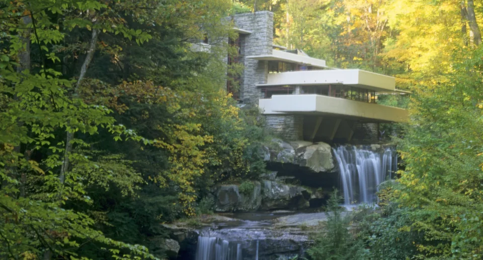 Famous Architects and Their Masterpieces: A Deep Dive into Design Genius