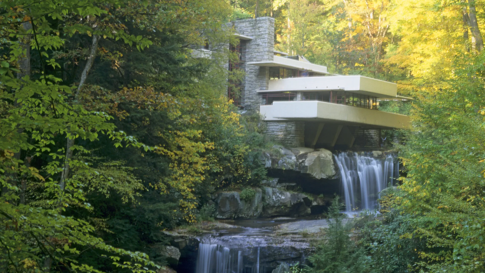 Famous Architects and Their Masterpieces: A Deep Dive into Design Genius